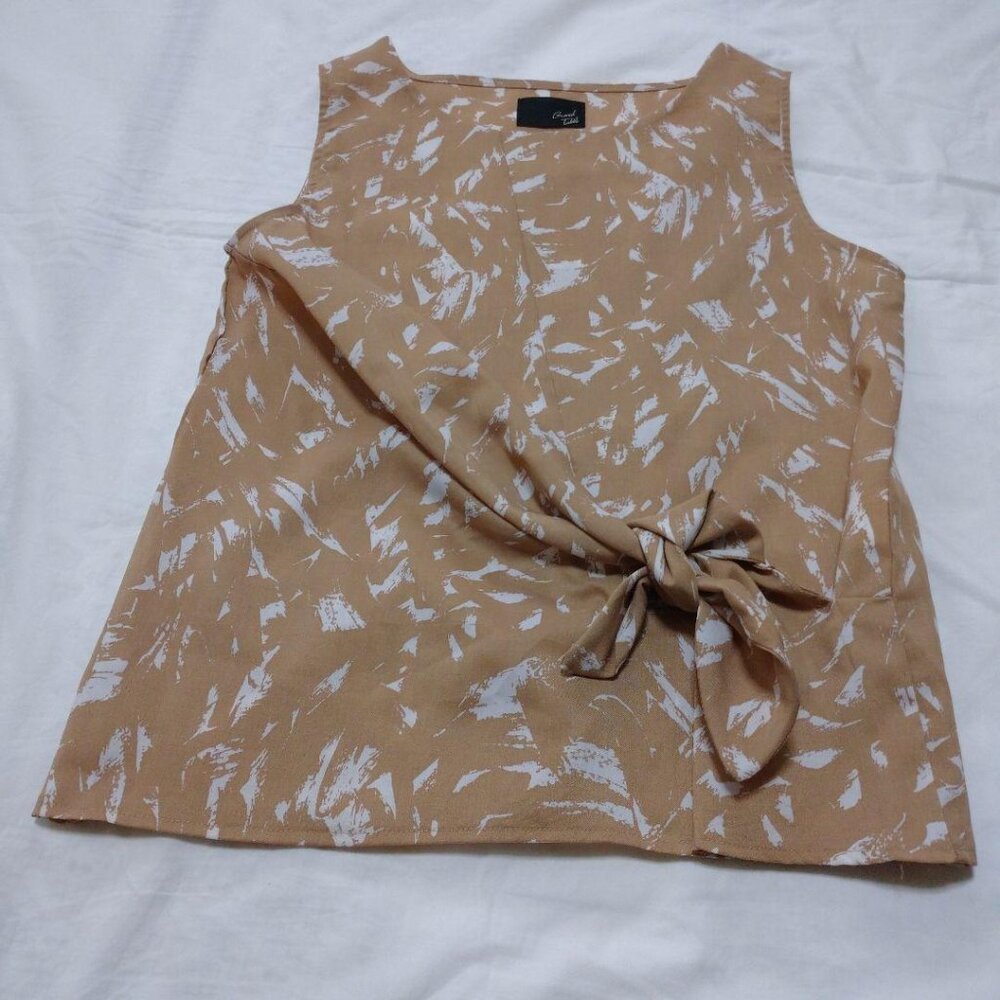 Granta Sleeveless Blouse Patterned - image 2